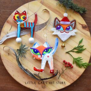 Santa Cat Claus, Long-legged cat and Two-faced cat