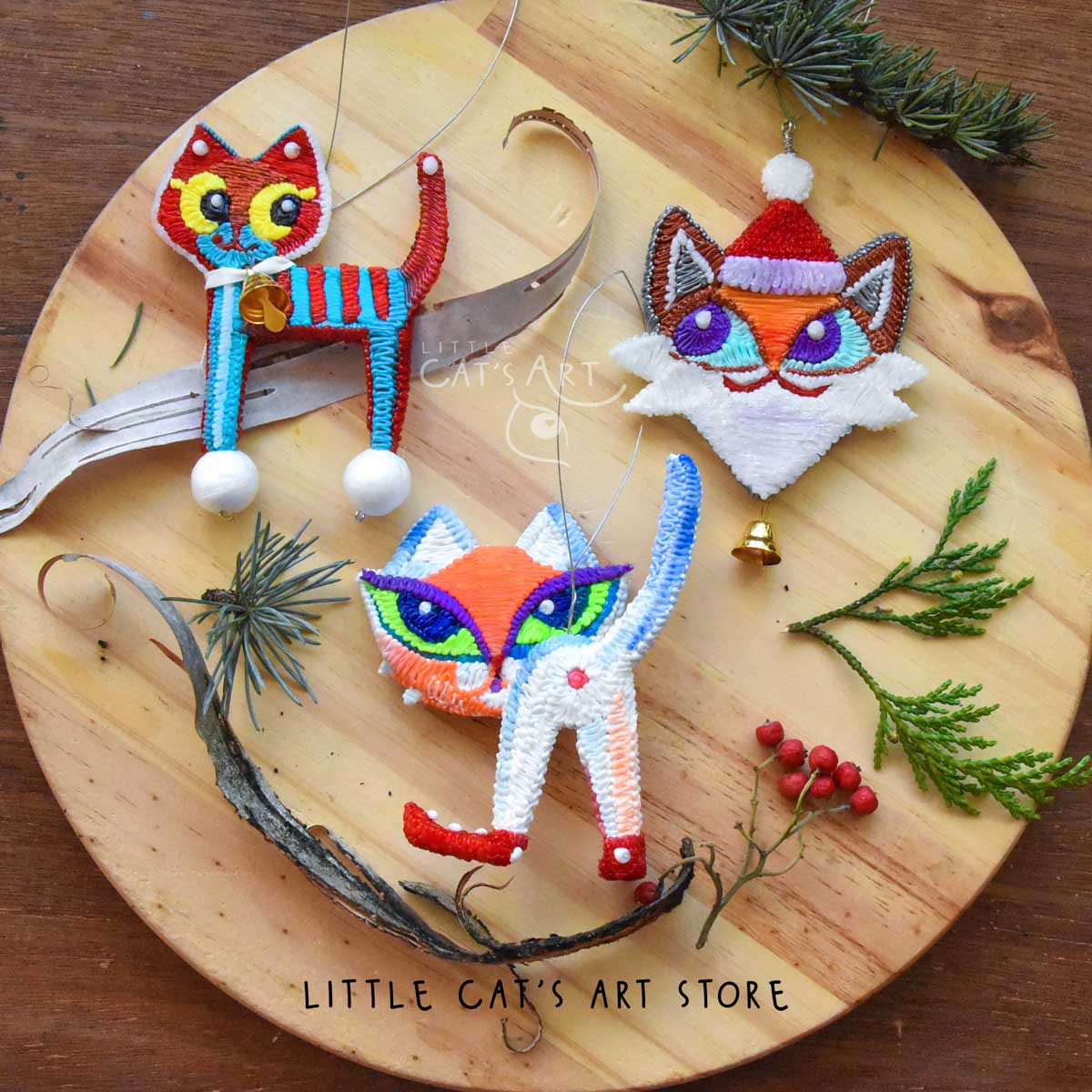 Santa Cat Claus, Long-legged cat and Two-faced cat