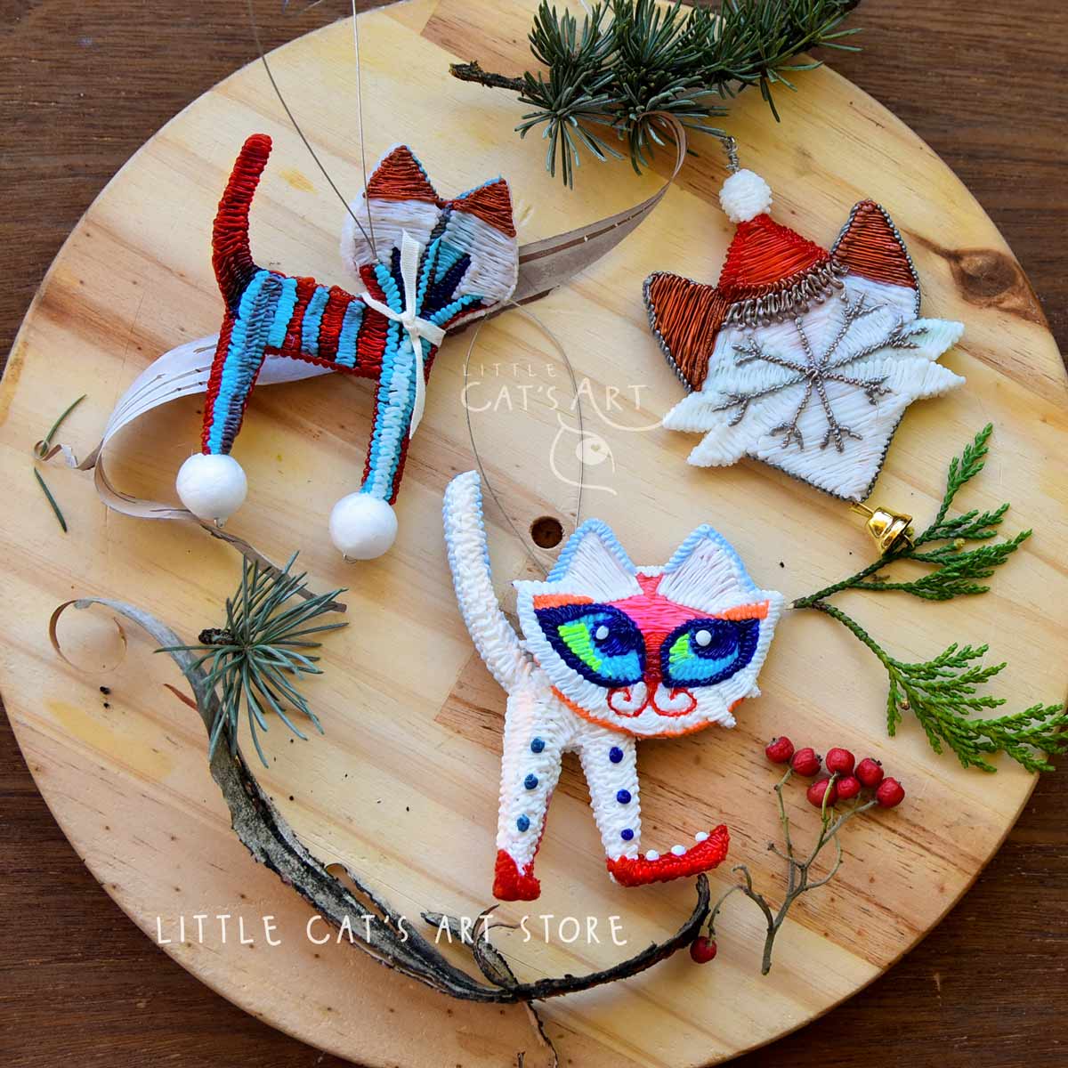 Santa Cat Claus, Long-legged cat and Two-faced cat