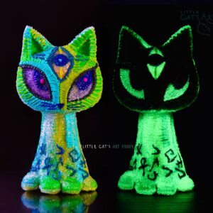 Mint green alien cat figurines day and night vision