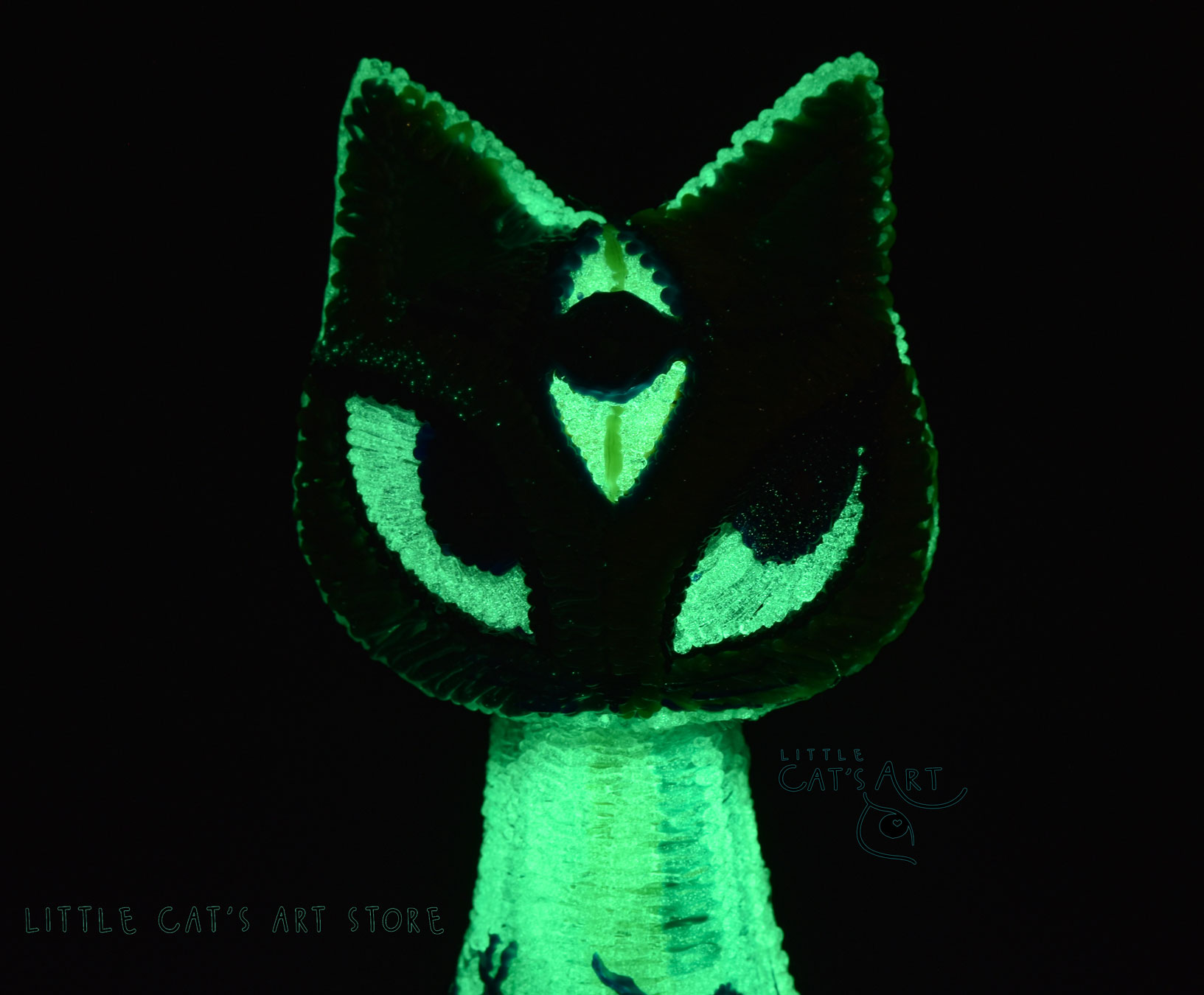 Mint alien cat with glow in the dark effect
