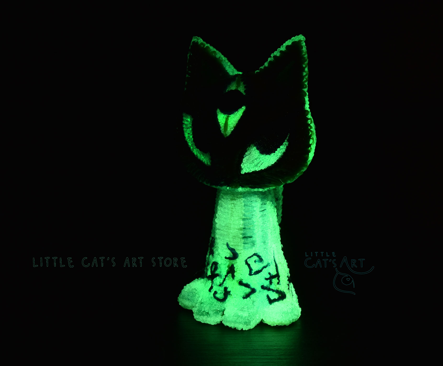 Mint alien cat with glow in the dark effect