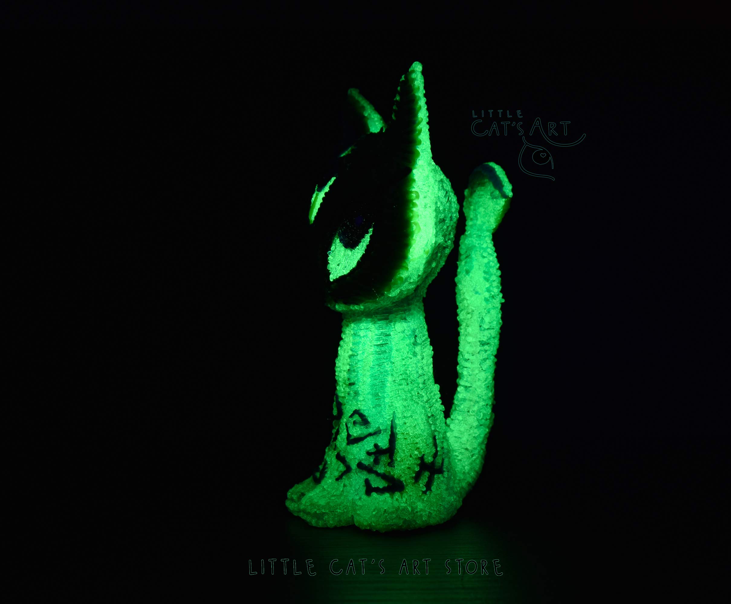 Mint alien cat with glow in the dark effect
