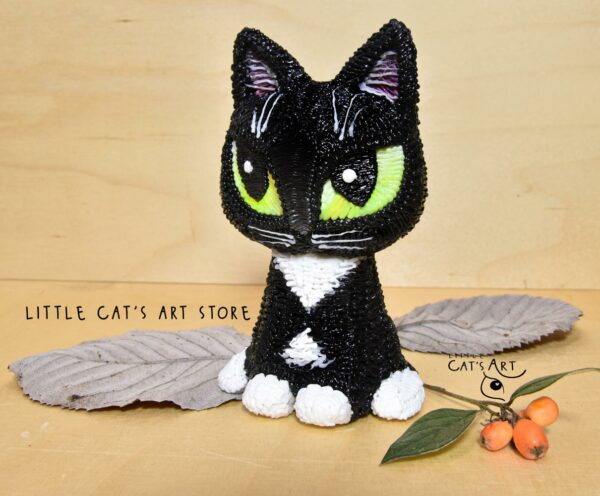 Black and white cat personalized 3D figurine