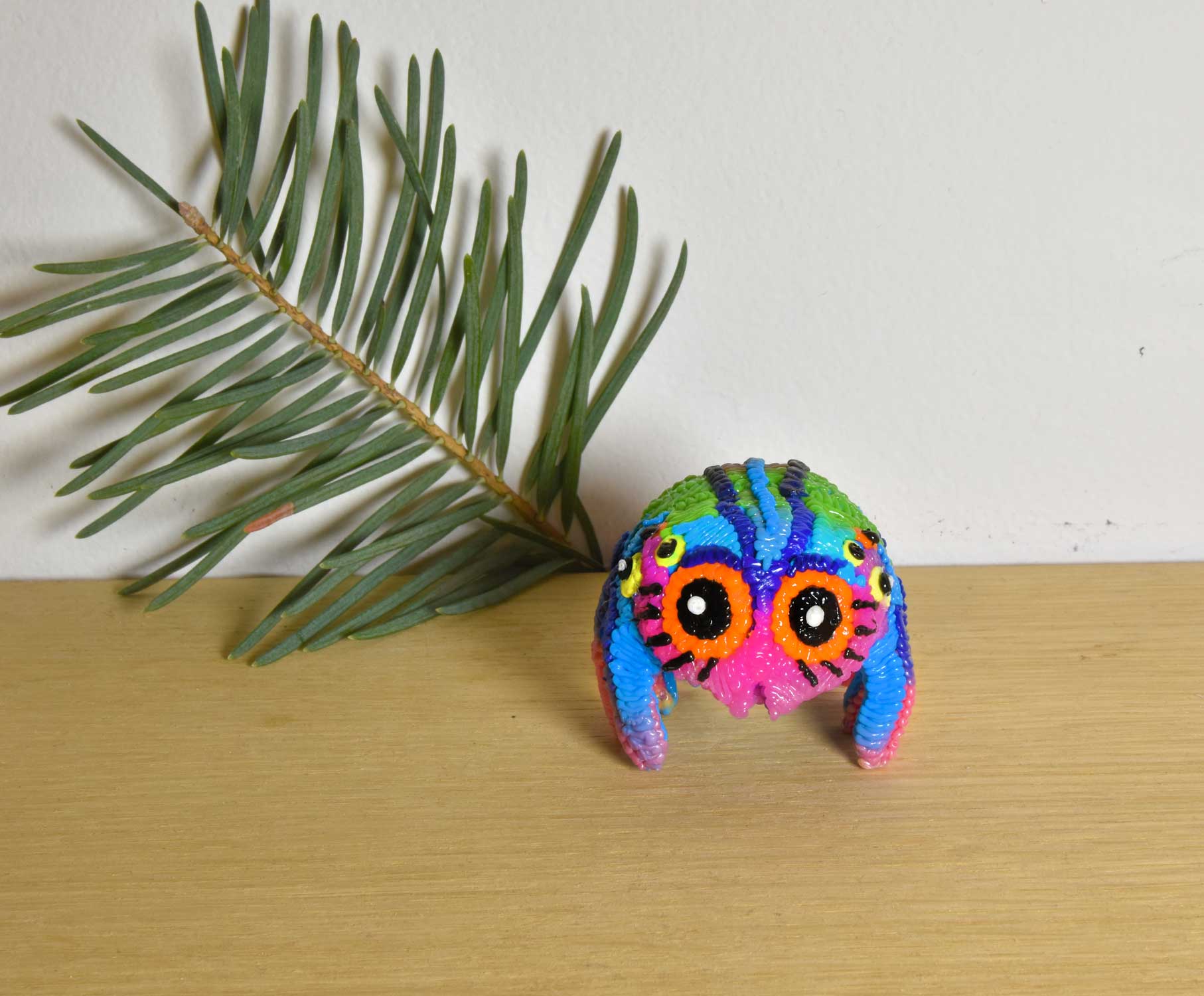 Artsy Eight-Legged Spider figurine
