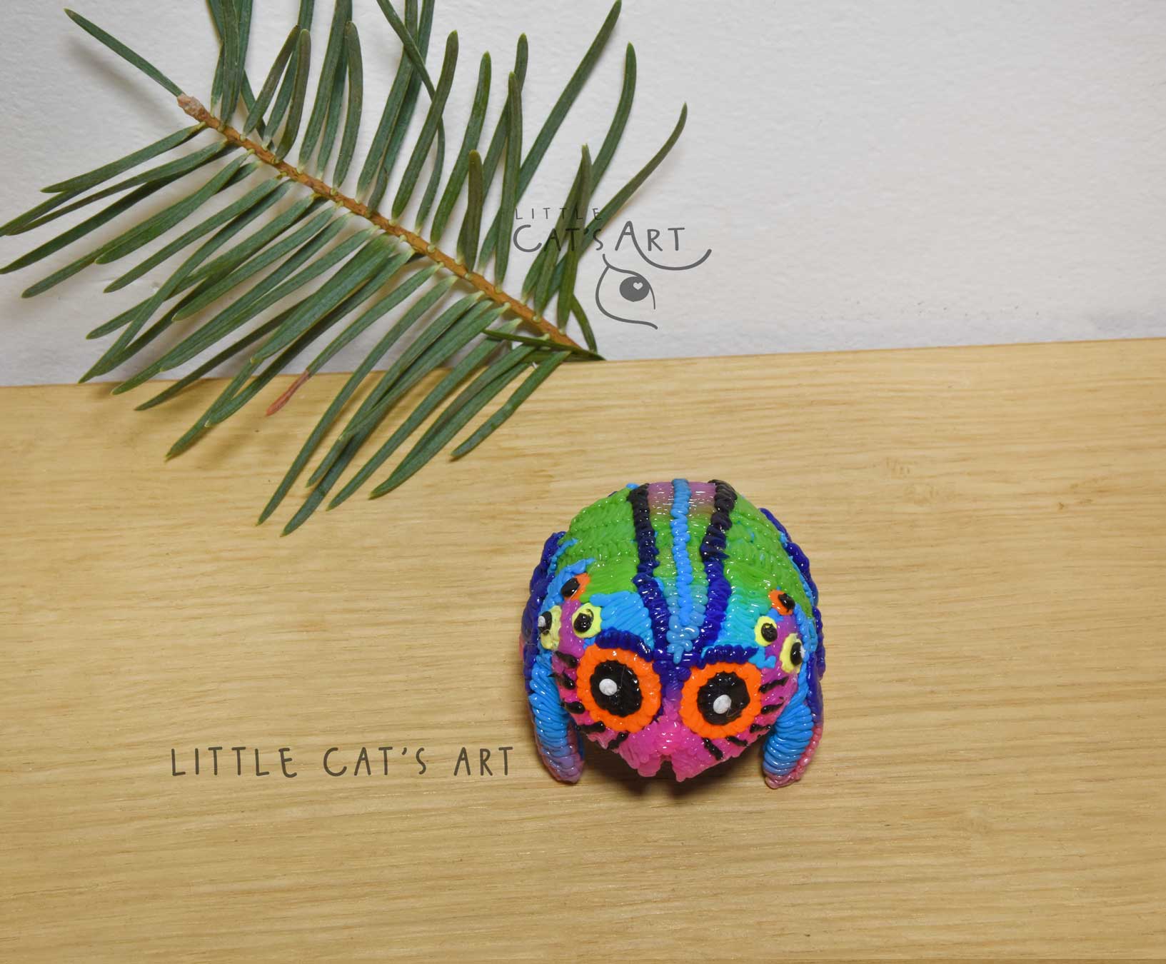 Artsy Eight-Legged Spider figurine
